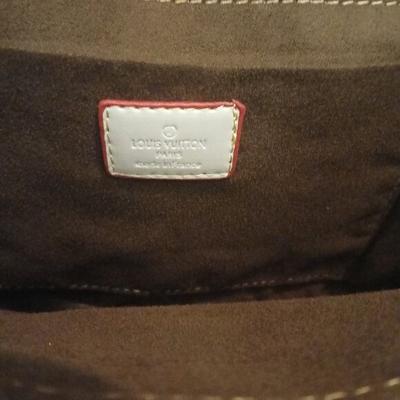 Louis Vuitton Crossbody - Picture 4 of 6